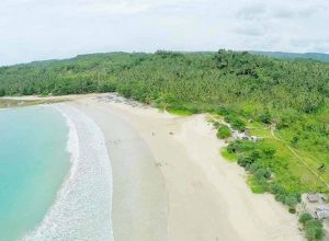 Pantai Legon Pari Pantai Legon Pari